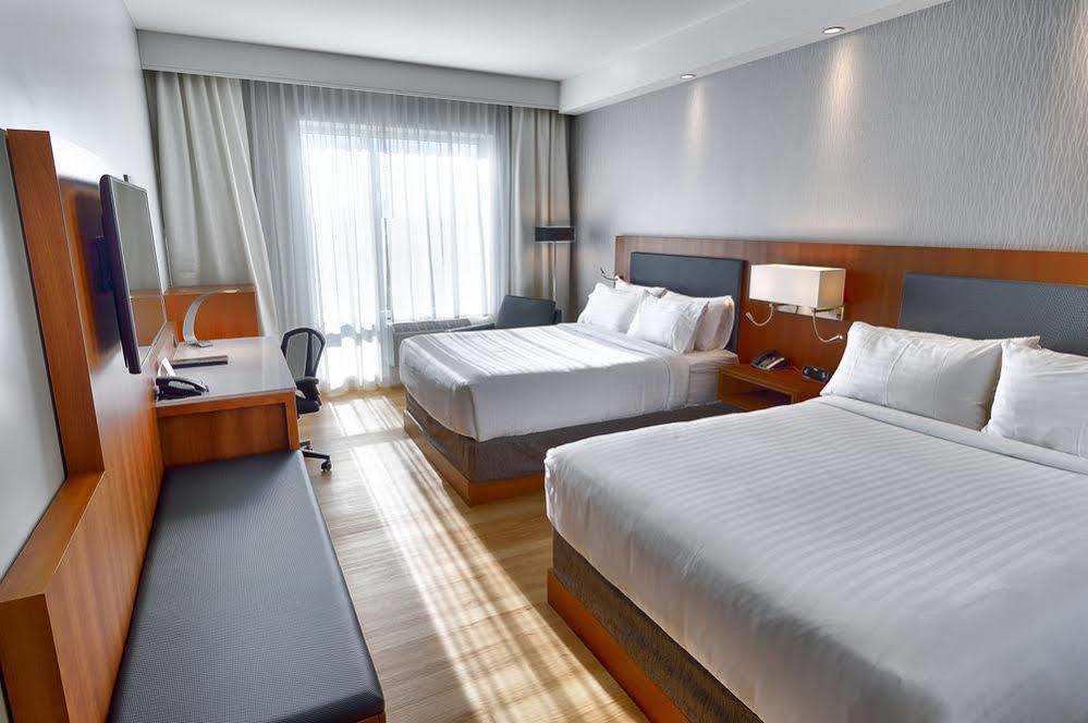 Holiday Inn Express & Suites Vaudreuil-Dorion By Ihg Ngoại thất bức ảnh